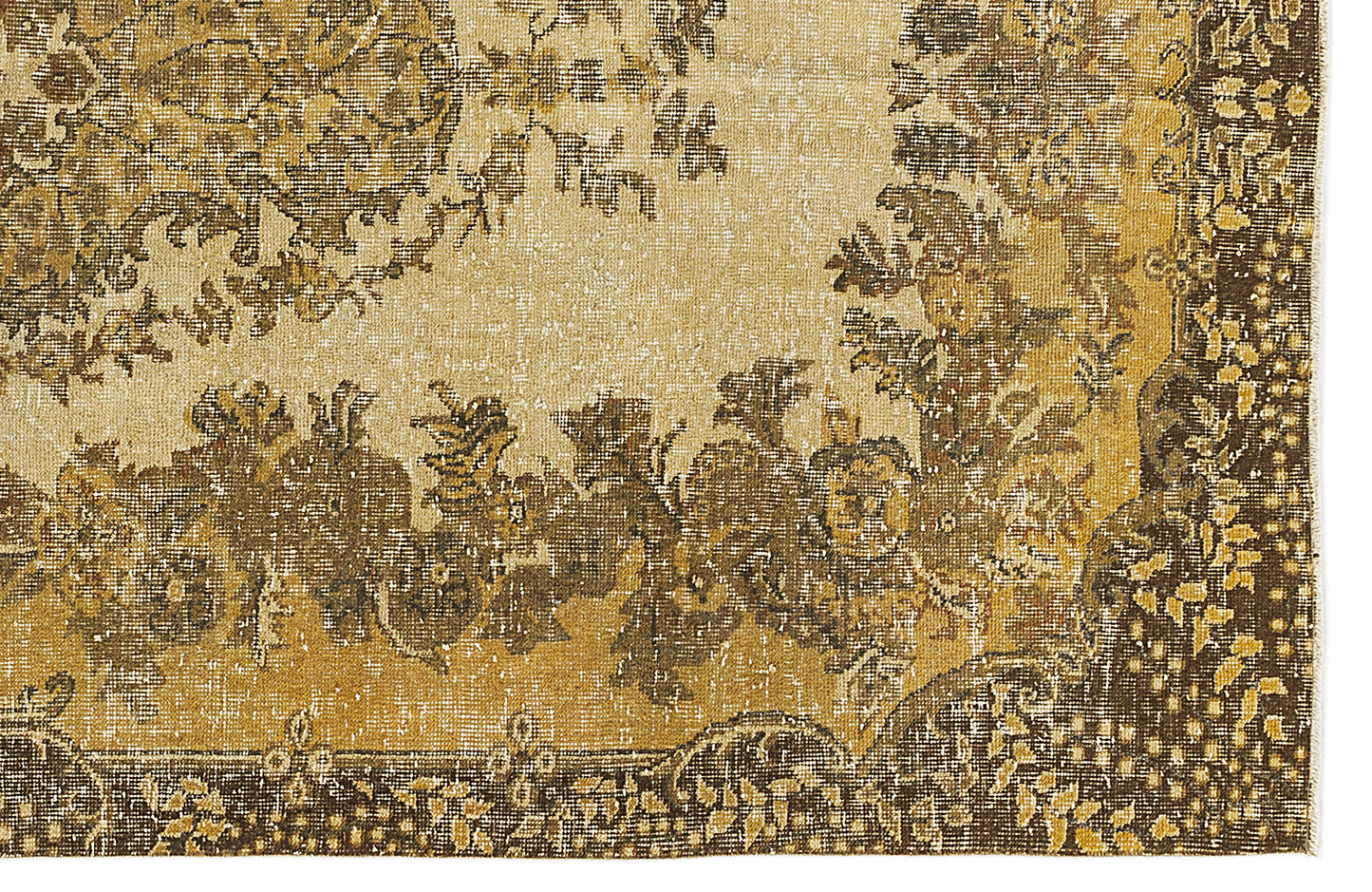 Bisona - Vintage Medallion Rug - 5'3 X 9'5
