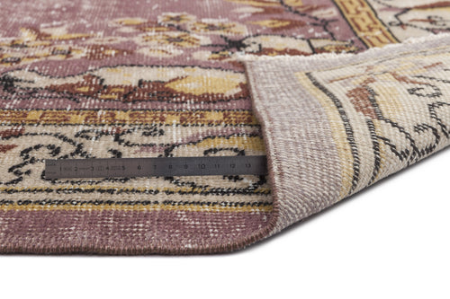 Load image 1 in gallery view. Tralara - Vintage Medallion Rug - 5'9 X 9'11