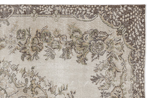 Bild 1 in Galerieansicht laden. Droas - Vintage Medallion Rug - 5'8 X 9'3