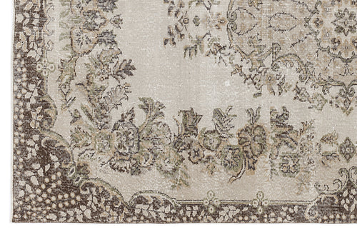 Bild 1 in Galerieansicht laden. Droas - Vintage Medallion Rug - 5'8 X 9'3