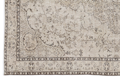 Load image 1 in gallery view. Vobien - Vintage Medallion Rug - 5'9 X 8'8