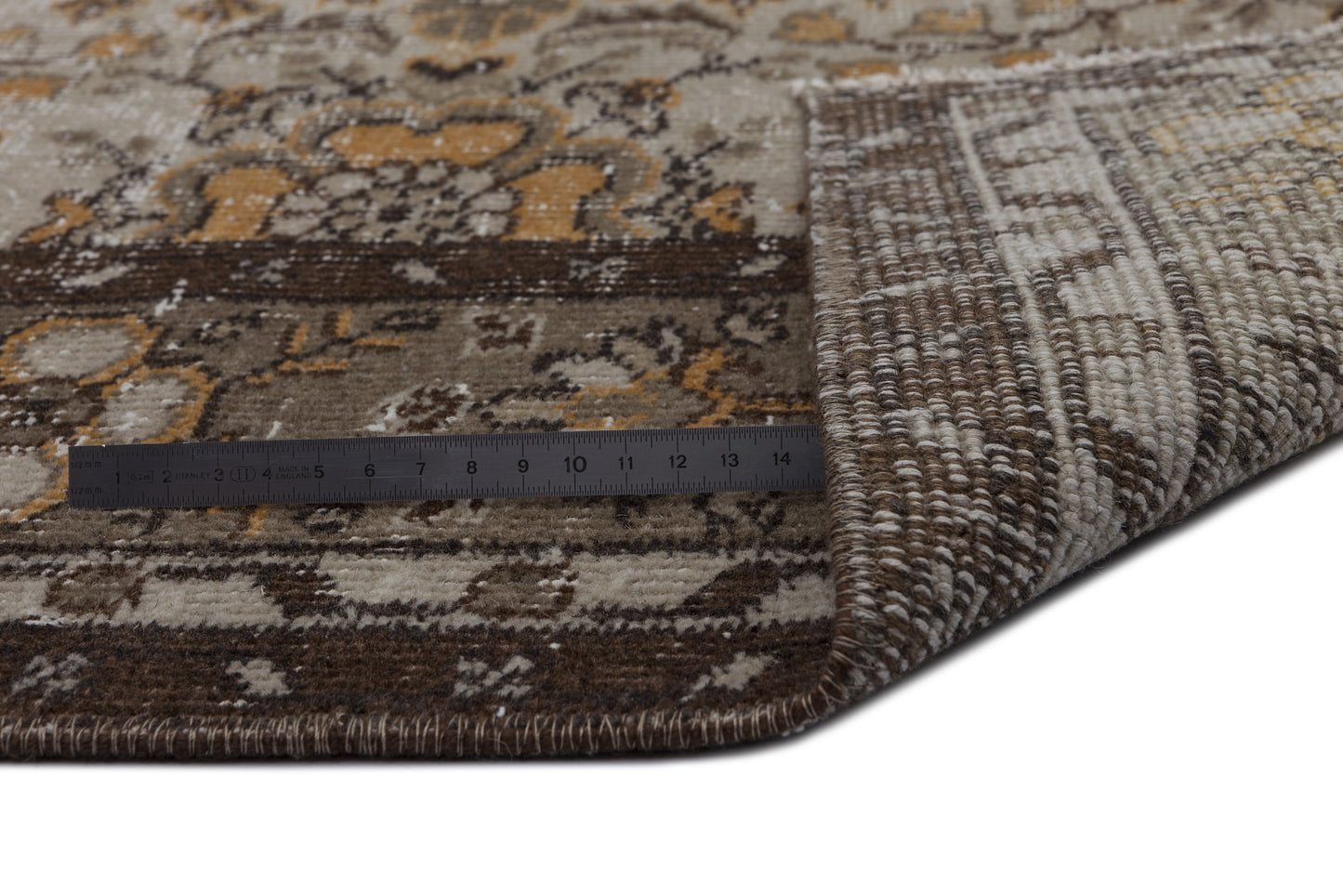 Penaa - Vintage Floral Rug - 5'9 X 9'1
