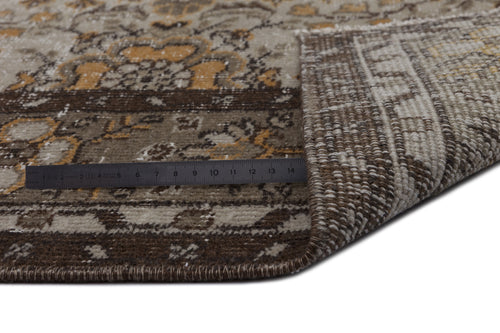 Load image 1 in gallery view. Penaa - Vintage Floral Rug - 5'9 X 9'1