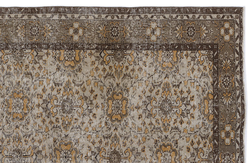 Load image 1 in gallery view. Penaa - Vintage Floral Rug - 5'9 X 9'1