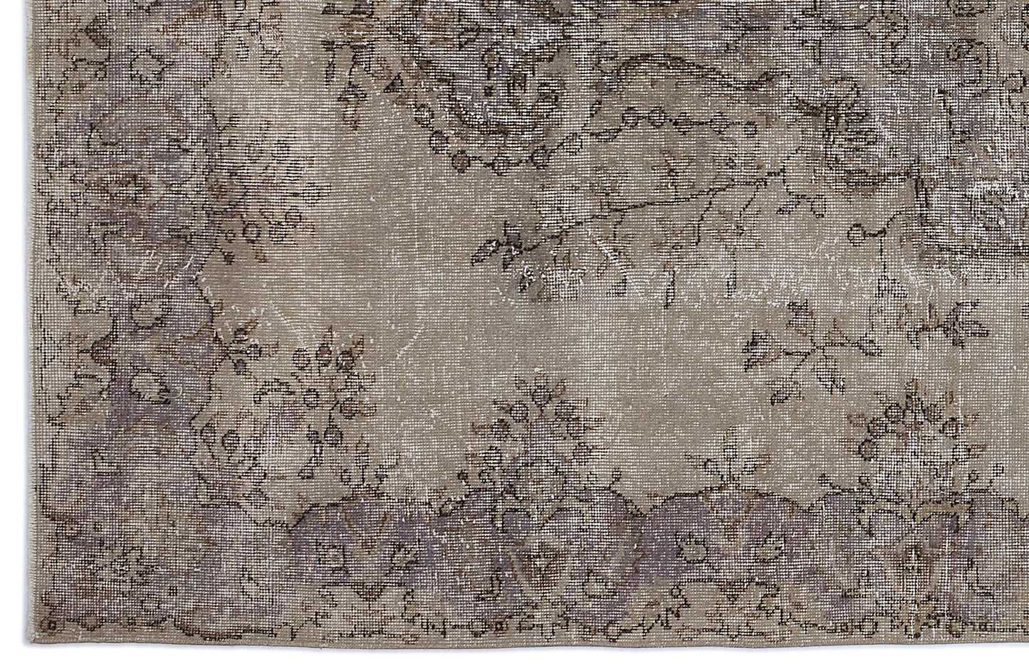 Liagien - Vintage Distressed Rug - 5'9 X 9'10