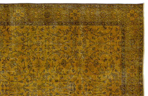 Load image 1 in gallery view. Bruya - Vintage Distressed Rug - 5'6 X 9'6