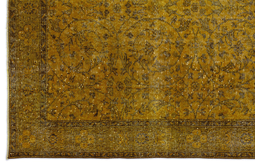 Load image 1 in gallery view. Bruya - Vintage Distressed Rug - 5'6 X 9'6