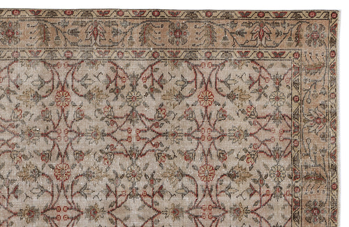Load image 1 in gallery view. Lifoon - Vintage Floral Rug - 5'5 X 9'5