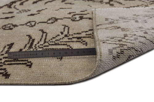 Load image 1 in gallery view. Bonuta - Vintage Medallion Rug - 5'7 X 8'8