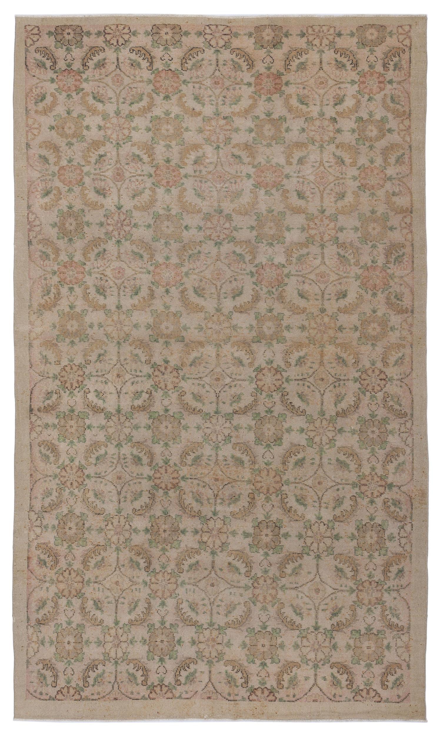 Fleta - Vintage Floral Rug - 5'7 X 9'8