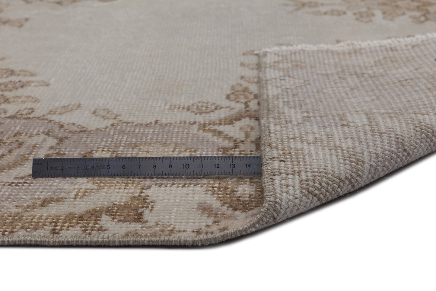 Levuel - Vintage Medallion Rug - 5'7 X 8'6
