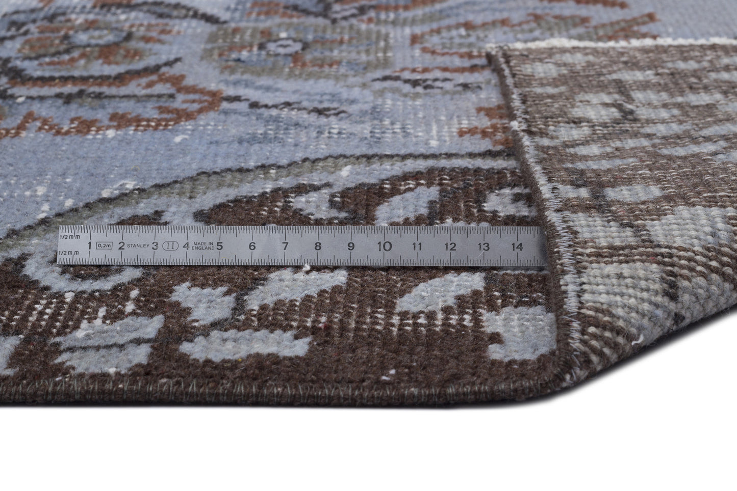 Zisoane - Vintage Medallion Rug - 5'7 X 10'0