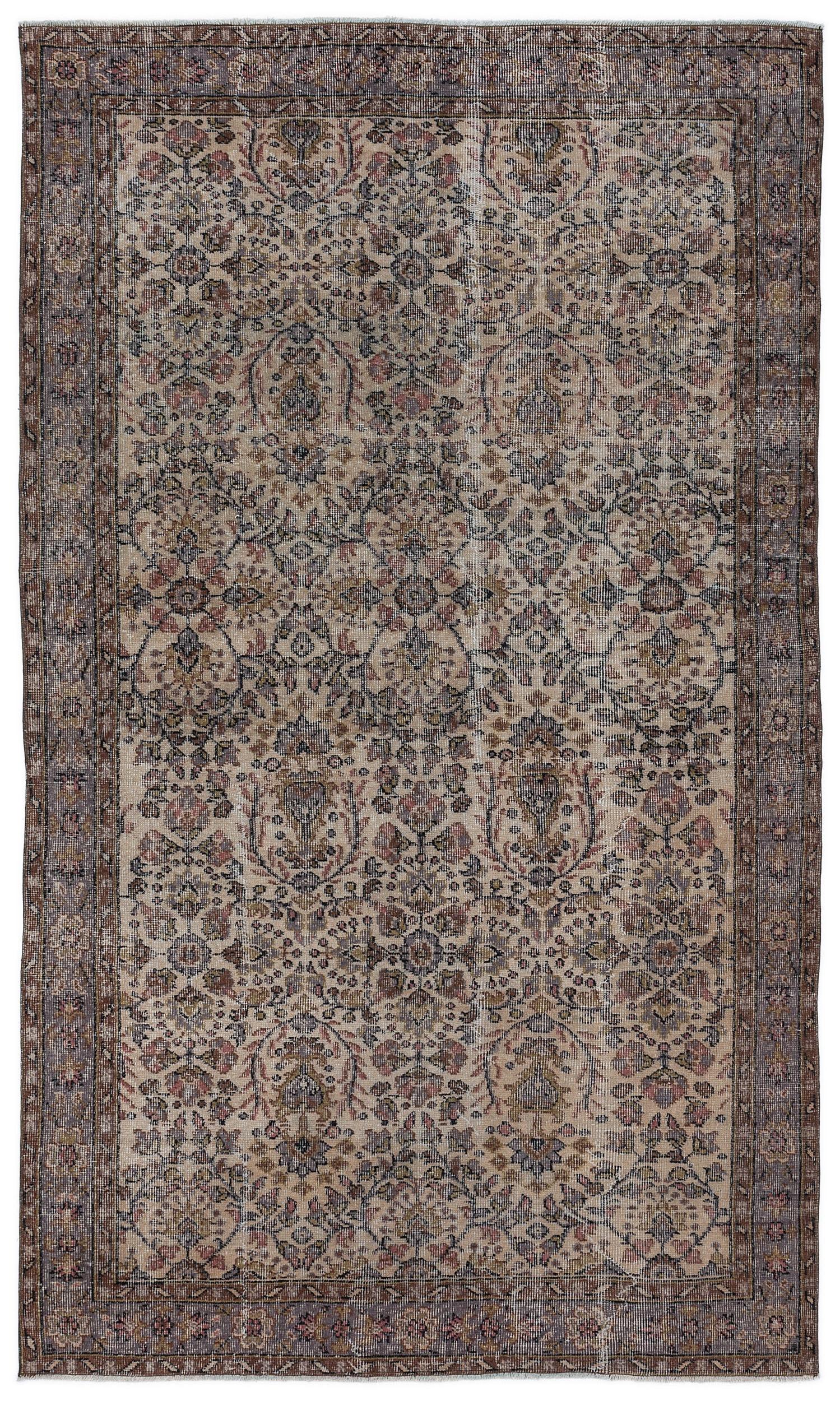 Tugiane - Vintage Floral Rug - 5'1 X 9'0