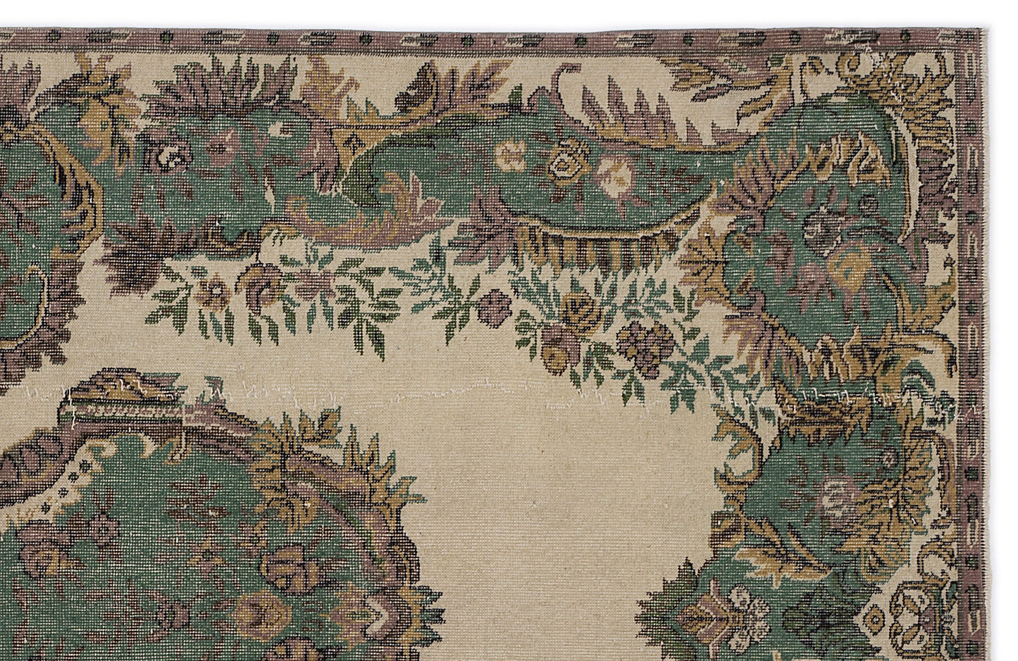 Keubura - Vintage Medallion Rug - 5'6 X 9'5