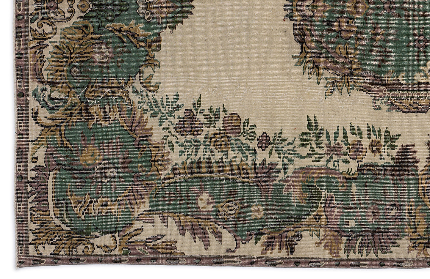 Keubura - Vintage Medallion Rug - 5'6 X 9'5