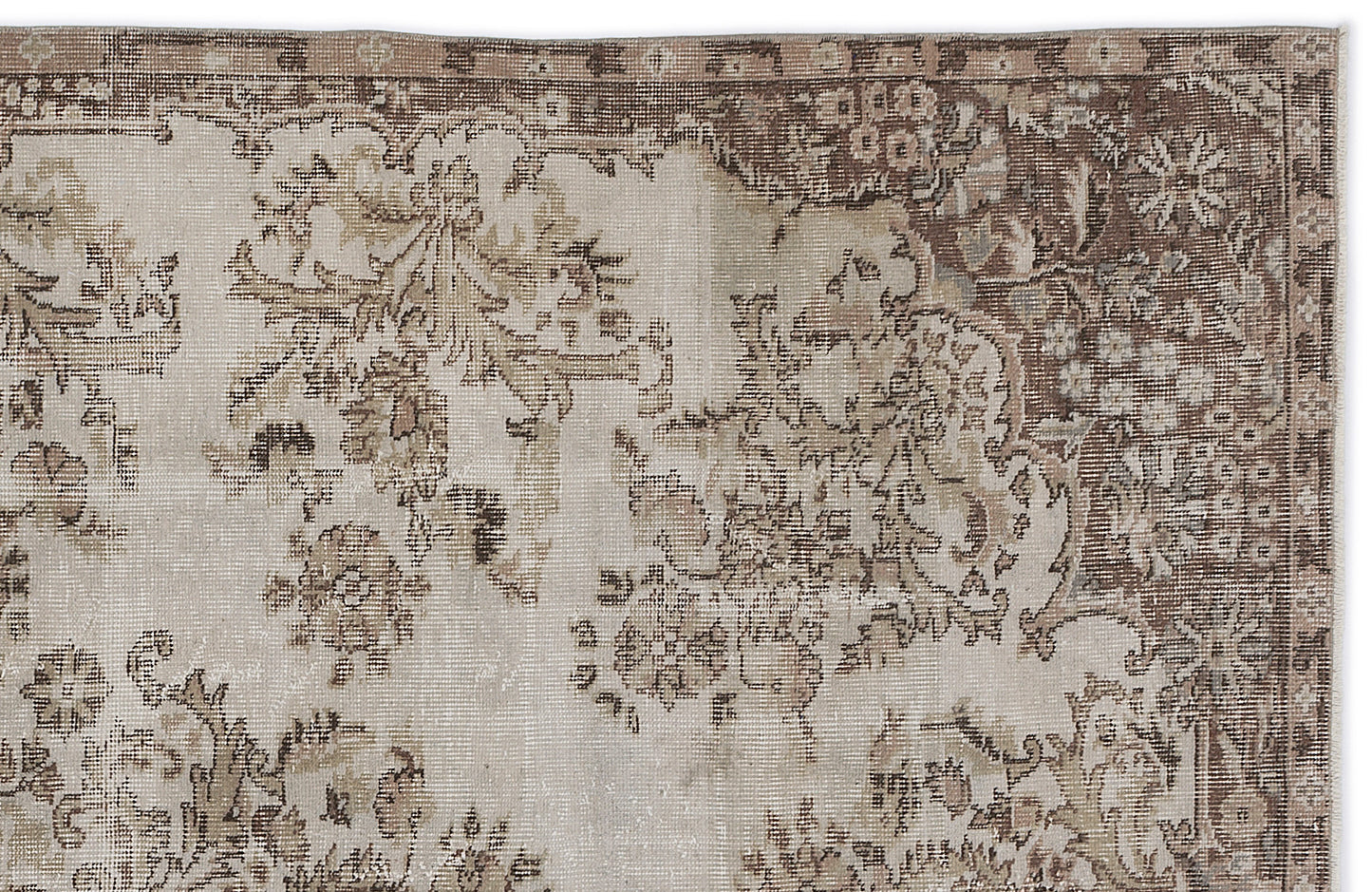Mafata - Vintage Medallion Rug - 5'11 X 9'5
