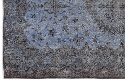 Load image 1 in gallery view. Keunasa - Vintage Distressed Rug - 5'5 X 9'1