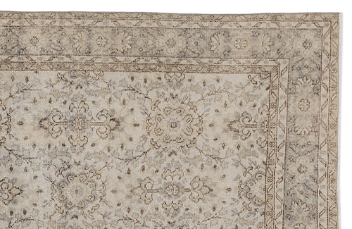 Load image 1 in gallery view. Caheas - Vintage Floral Rug - 6'3 X 9'7