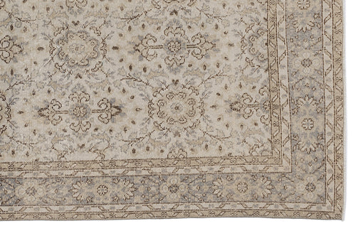 Load image 1 in gallery view. Caheas - Vintage Floral Rug - 6'3 X 9'7
