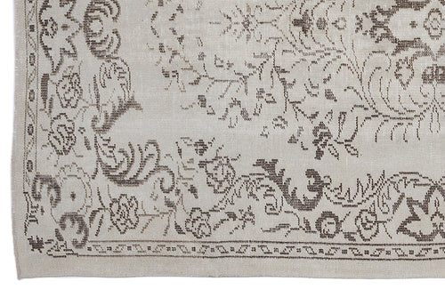 Load image 1 in gallery view. Kireane - Vintage Medallion Rug - 5'2 X 8'11