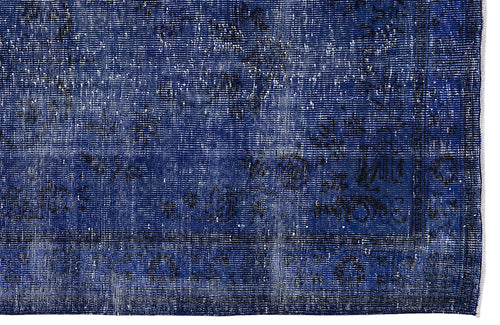 Load image 1 in gallery view. Nuhiyn - Vintage Distressed Rug - 4'10 X 9'5