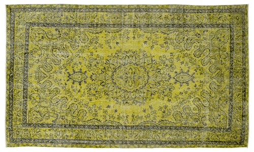 Load image 1 in gallery view. Broluan - Vintage Medallion Rug - 5'8 X 9'7