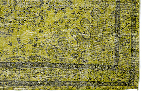 Load image 1 in gallery view. Broluan - Vintage Medallion Rug - 5'8 X 9'7