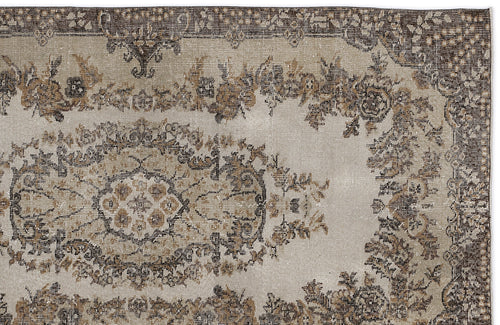 Load image 1 in gallery view. Sudoix - Vintage Medallion Rug - 3'7 X 6'9