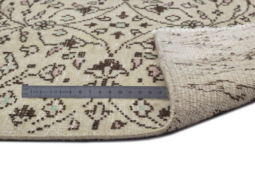 Load image 1 in gallery view. Likuil - Vintage Floral Rug - 5'5 X 8'11