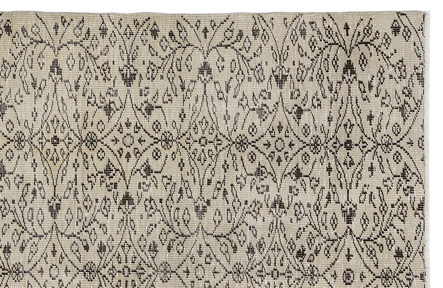 Likuil - Vintage Floral Rug - 5'5 X 8'11