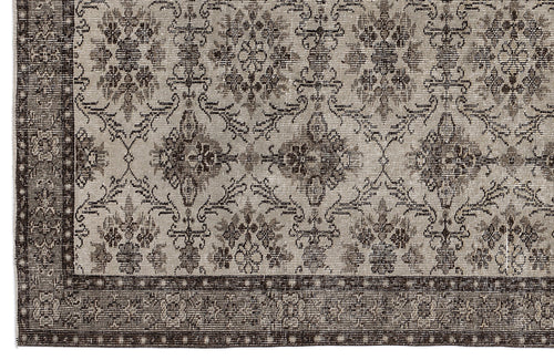 Load image 1 in gallery view. Bedera - Vintage Floral Rug - 5'0 X 8'1