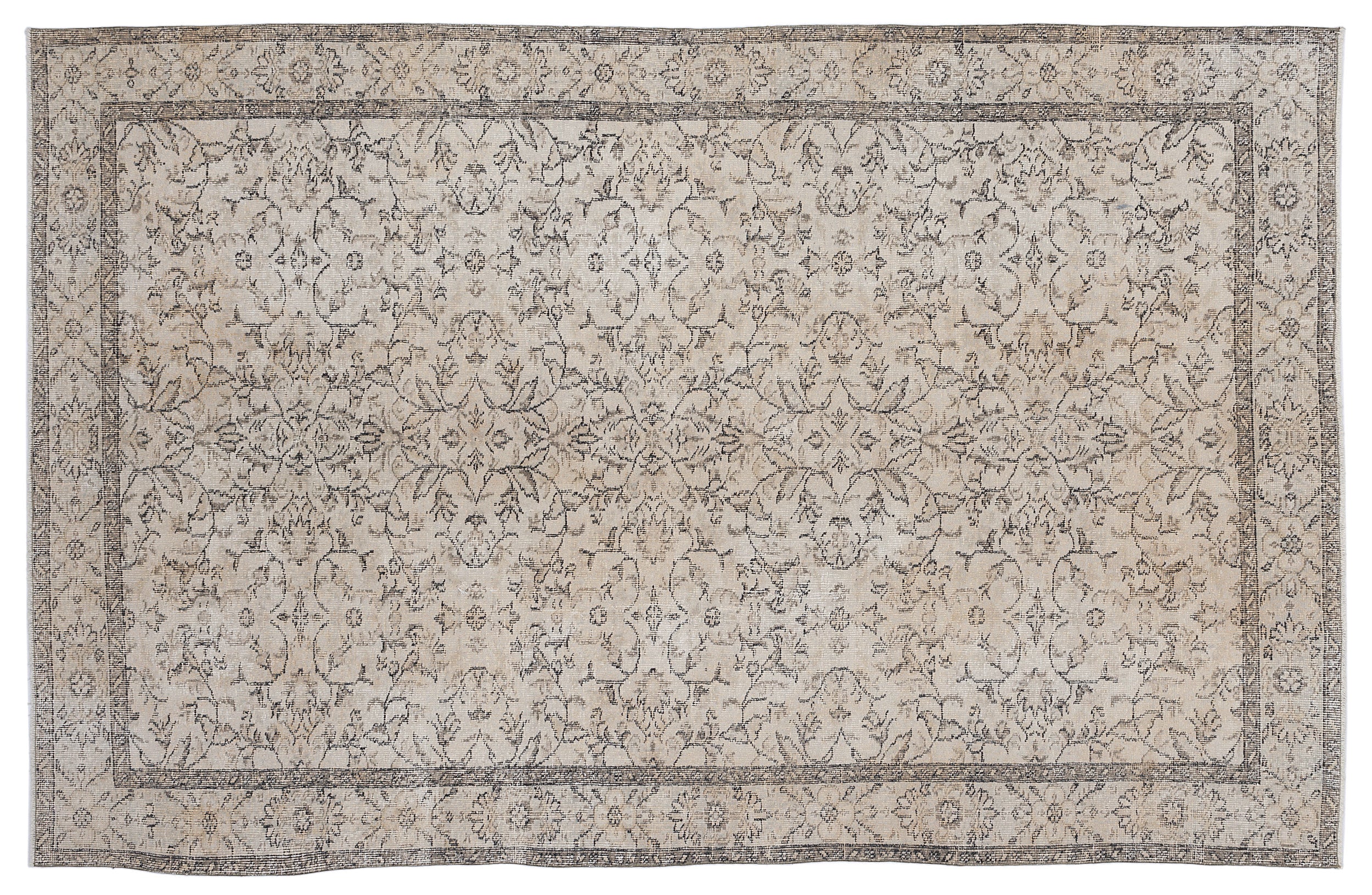 Trova - Vintage Floral Rug - 5'10 X 9'4