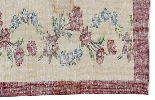 Load image 1 in gallery view. Lemean - Vintage Floral Rug - 5'7 X 8'8