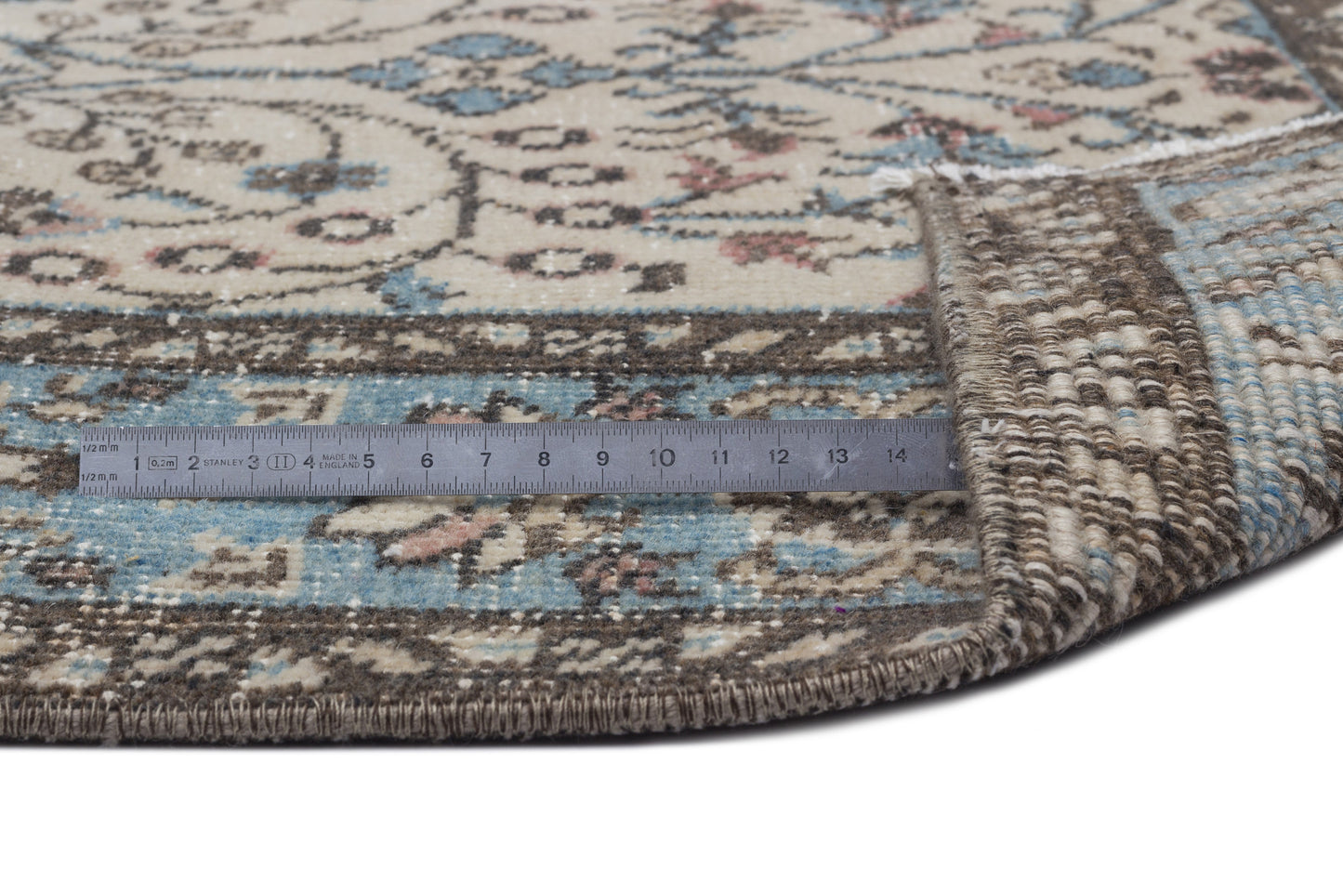 Hipais - Vintage Floral Rug - 5'5 X 8'8
