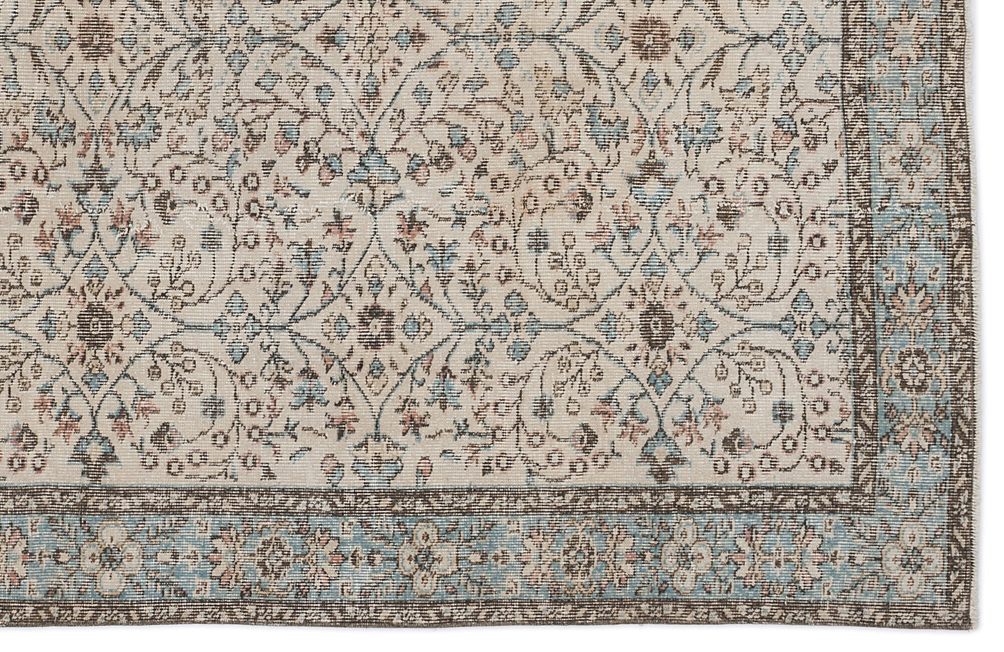 Hipais - Vintage Floral Rug - 5'5 X 8'8