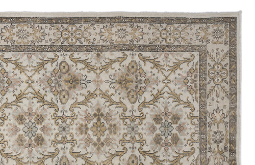Load image 1 in gallery view. Paumuyn - Vintage Floral Rug - 6'3 X 9'9