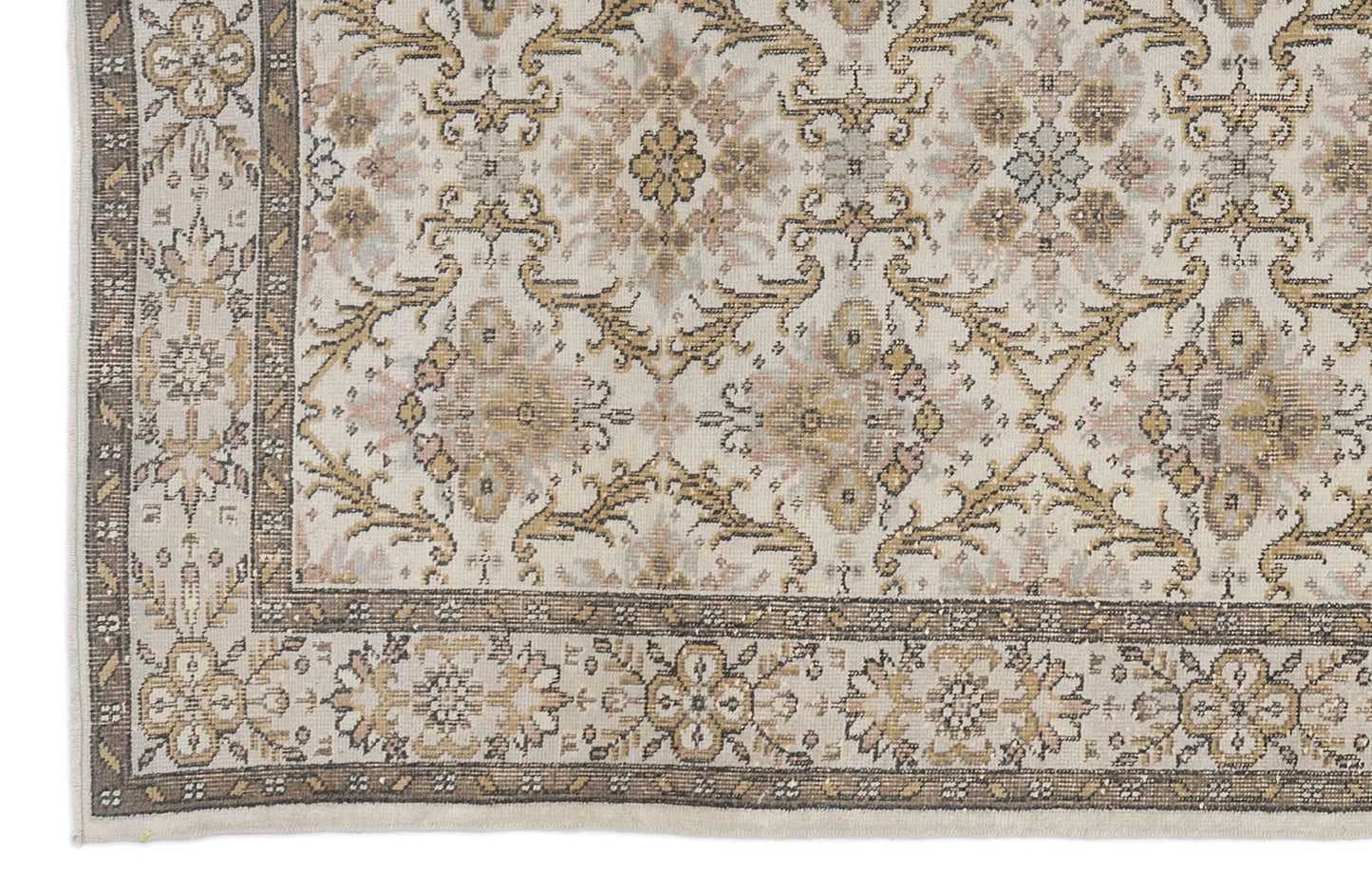 Paumuyn - Vintage Floral Rug - 6'3 X 9'9