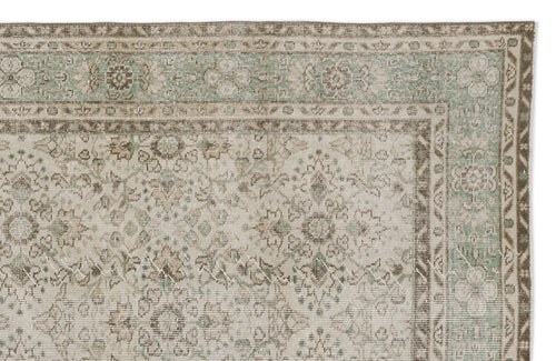 Load image 1 in gallery view. Paeda - Vintage Floral Rug - 6'6 X 10'3