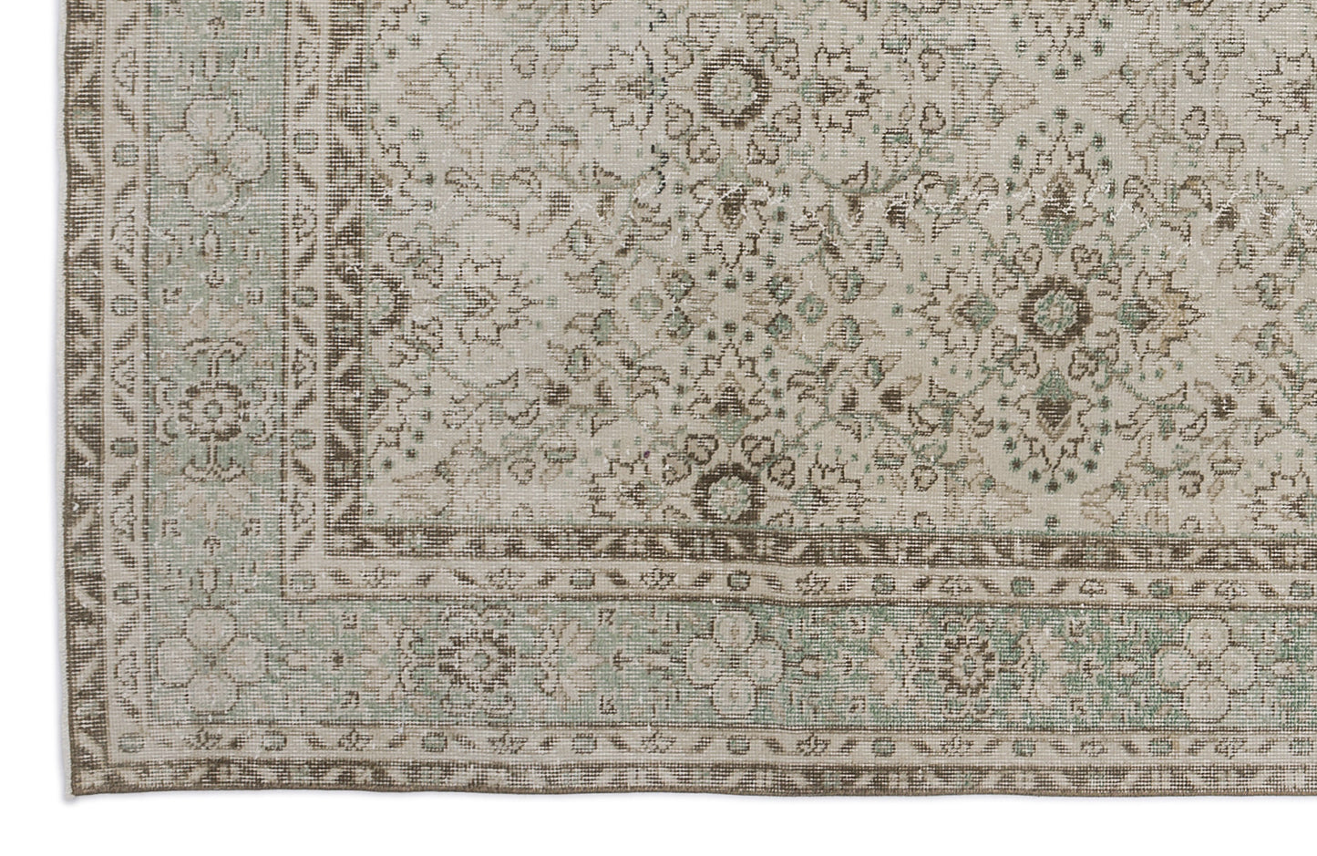 Paeda - Vintage Floral Rug - 6'6 X 10'3
