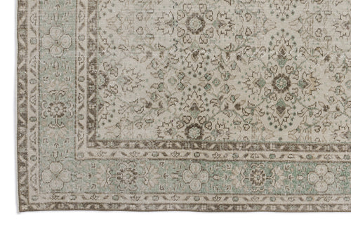 Load image 1 in gallery view. Paeda - Vintage Floral Rug - 6'6 X 10'3