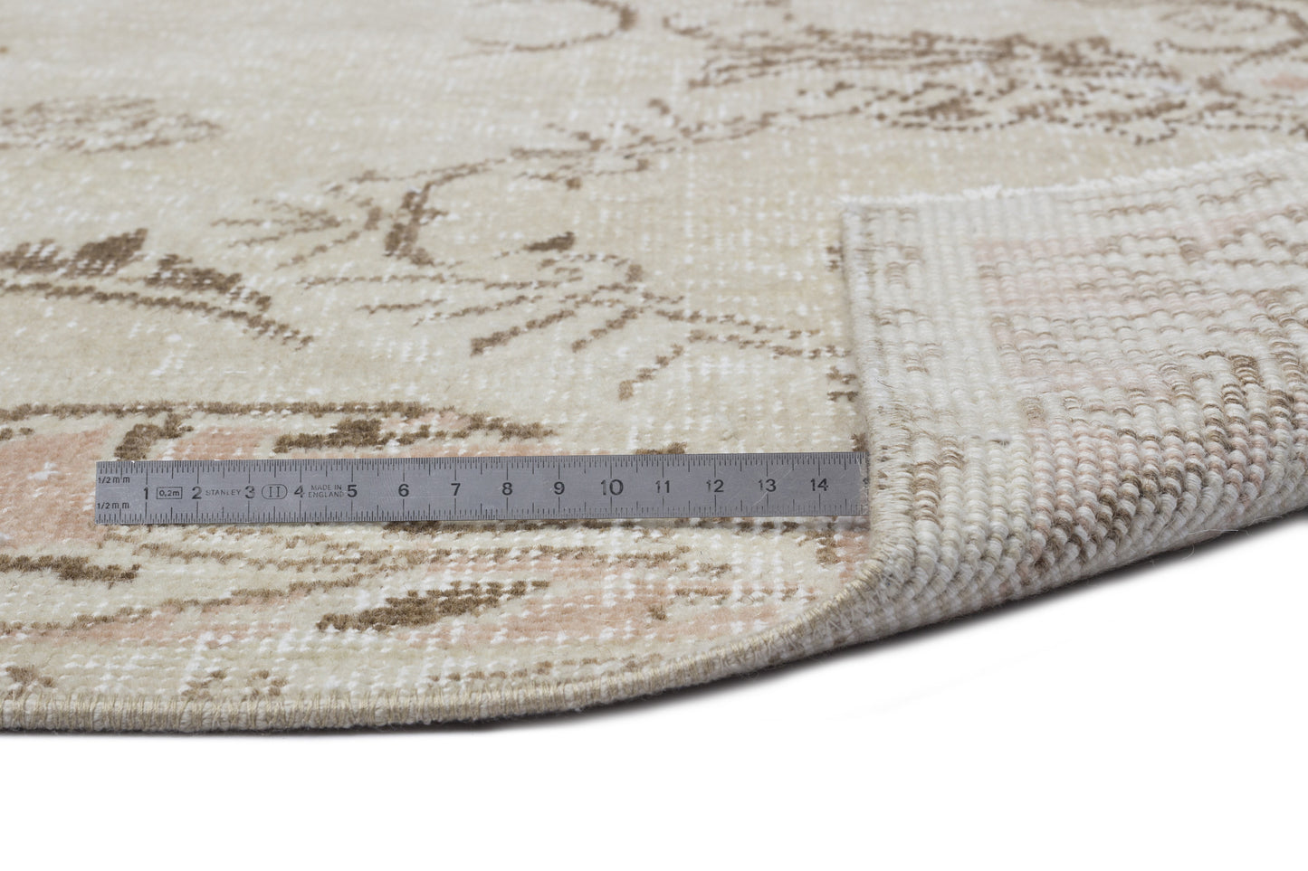 Graex - Vintage Medallion Rug - 5'6 X 9'9