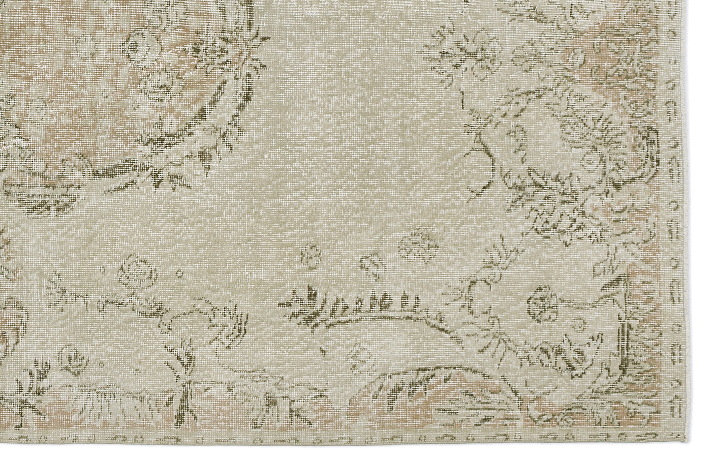 Graex - Vintage Medallion Rug - 5'6 X 9'9