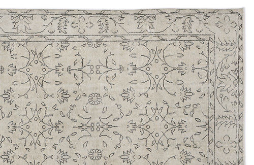 Load image 1 in gallery view. Cafiel - Vintage Floral Rug - 6'3 X 9'7