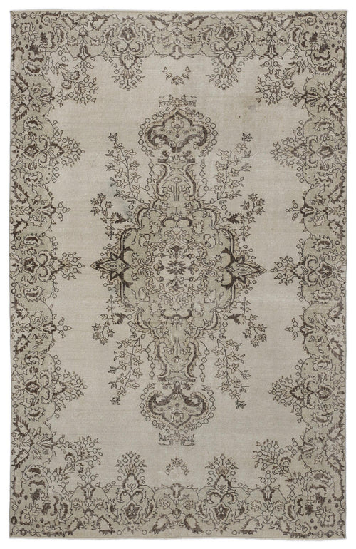 Load image 1 in gallery view. Thiveda - Vintage Medallion Rug - 6'2 X 9'9