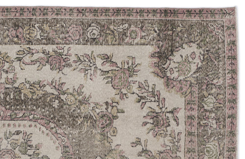 Bild 1 in Galerieansicht laden. Gomear - Vintage Medallion Rug - 5'10 X 9'5
