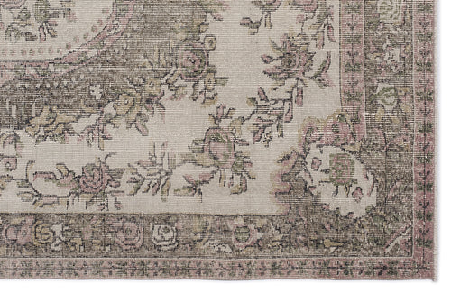 Bild 1 in Galerieansicht laden. Gomear - Vintage Medallion Rug - 5'10 X 9'5