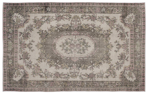 Bild 1 in Galerieansicht laden. Gomear - Vintage Medallion Rug - 5'10 X 9'5