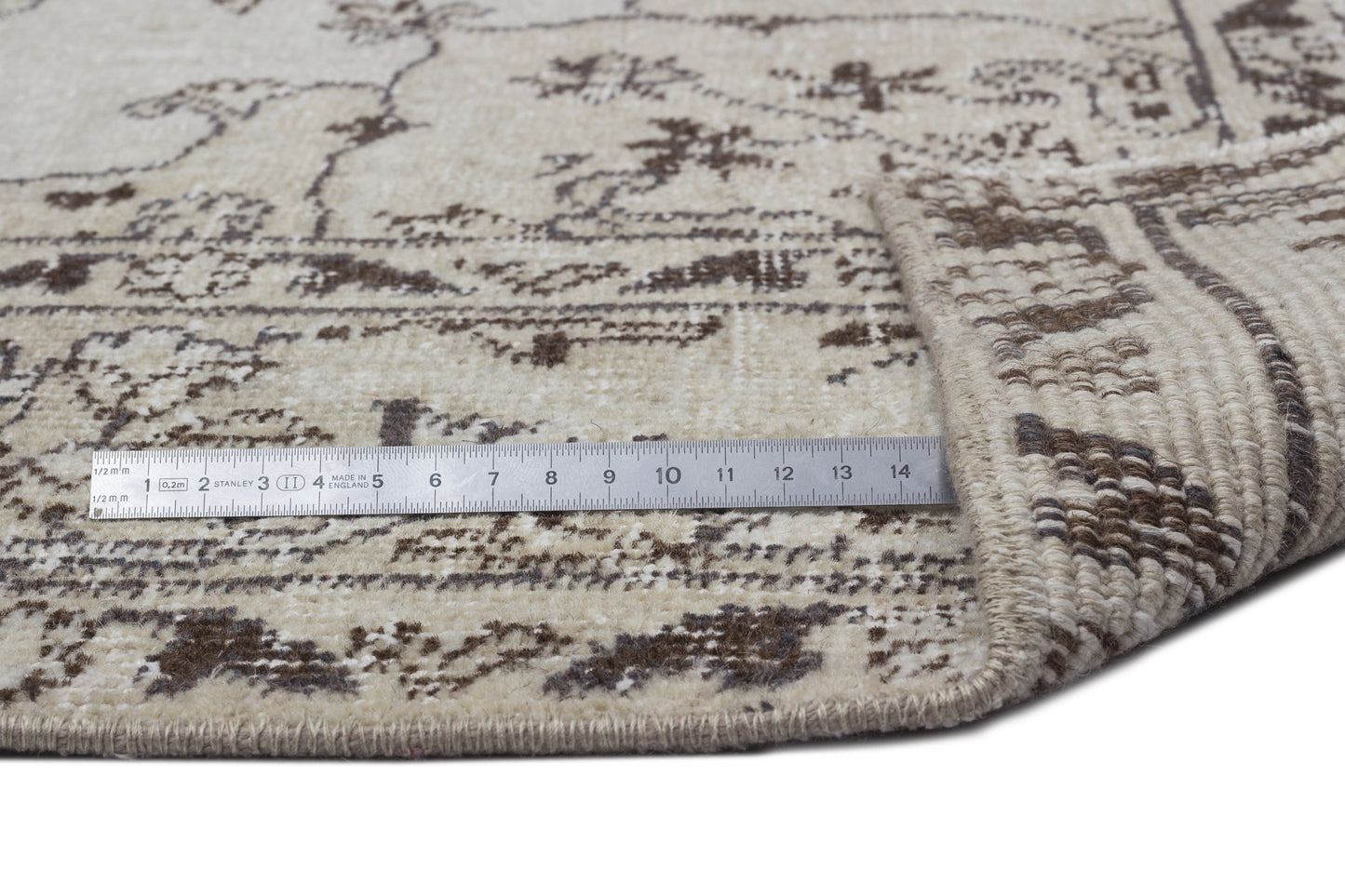 Velela - Vintage Medallion Rug - 5'9 X 9'2