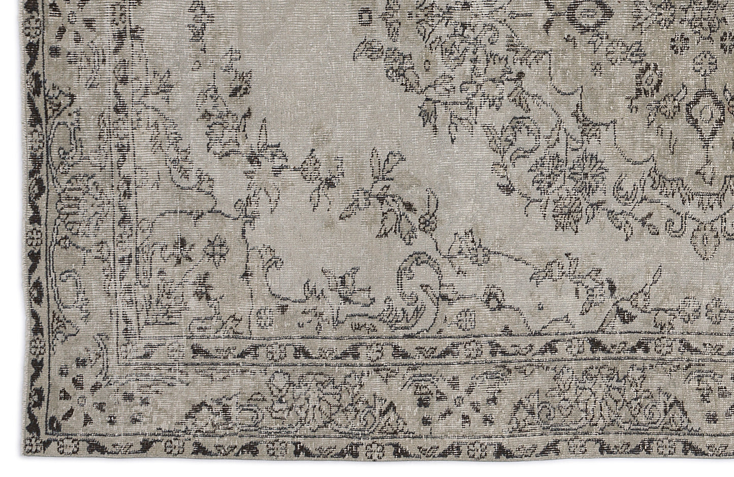Velela - Vintage Medallion Rug - 5'9 X 9'2