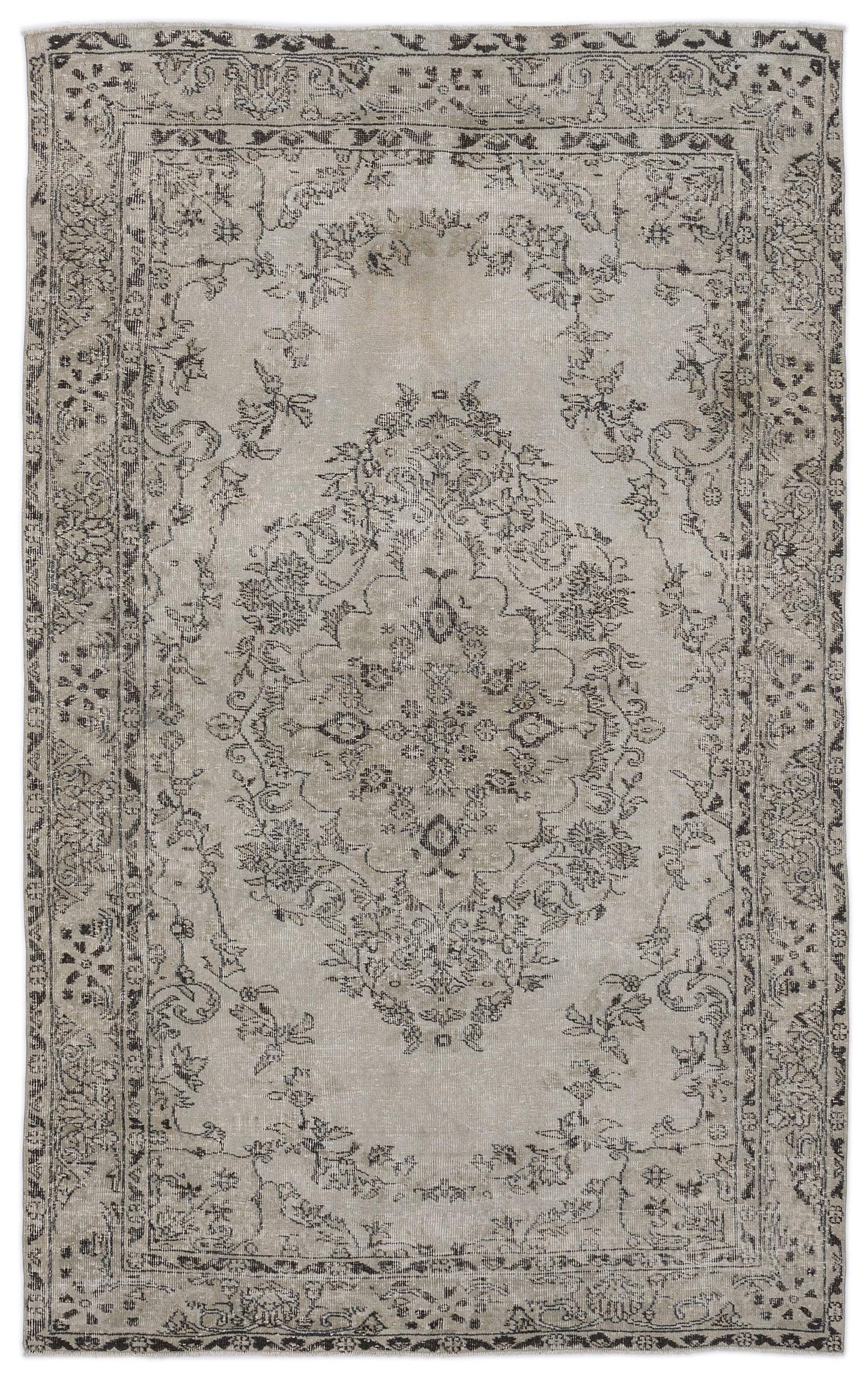 Velela - Vintage Medallion Rug - 5'9 X 9'2